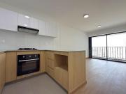 De estreno con 2 balcones y estacionamiento