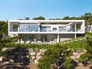 De nueva construcción, construido con altos estándares,...