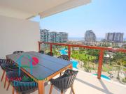 De playa. Terraza Con Vista A Los Jardines Y Albercas