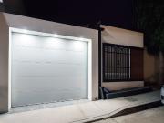 De un Nivel | Patio Amplio & Cocina con Granito | Real...