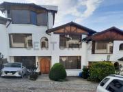 De Venta Casa en conjunto. Sector Santa Lucía Collaloma