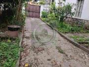 De Venta casa grande antigua en centro comercial de Ibarra