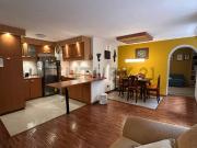 De Venta lindo Departamento con patio. Sector Guanguiltagua