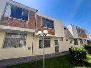 Vivienda de 2 Plantas en Av. El Retorno