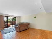 Deal! 1/145 Government Road, Labrador, QLD 4215
