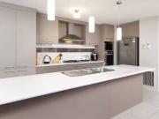 Cheap 15 Lauren Place, Wodonga, VIC 3690