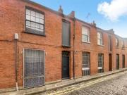 Nice 1 BA 1 bedroom terraced house for rent in Padbury...