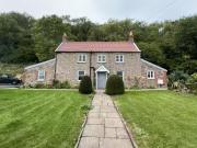 Cozy 1 BA 3 bedroom detached house for rent in Walton in...