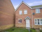 For Rent! 1 BA 3 bedroom Mid Terrace House to rent,...