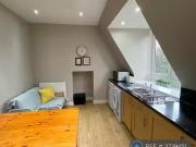 Just in! 1 BA 4 bedroom flat for rent in Top Floor,...