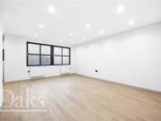 Deal! 1 BA Studio apartment for rent in Dingwall Road,...