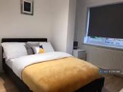 Cozy 1 BA Studio flat for rent in Inverness Road,...