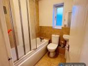 Nice 1 bedroom flat for rent in Corinthian Court,...