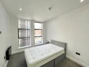 For Rent! 1 bedroom flat share for rent in Mary Ann...