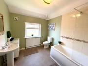 Charming 1 bedroom house for rent in Fonthill Road,...