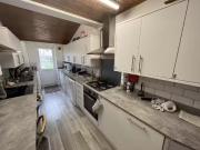 Unique 1 bedroom house share for rent in Ferndale Rise...