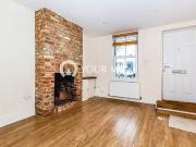 Cozy 1 bedroom Mid Terrace House to rent, Rusham Road,...