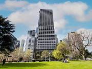 Deal! 1 BR 2612/350 William Street, Melbourne, VIC 3000