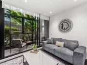 Nice 1 BR Alfred Street