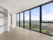 Just in! 2402/63 La Trobe Street, MELBOURNE Apartment...