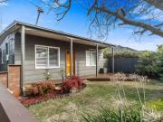 Nice 24 Fourth Avenue, Chelsea Heights, VIC 3196 House...