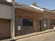 Charming 2 BA 2 bedroom terraced house for rent in...