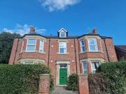 Deal! 2 bedroom apartment for rent in Pine Lodge, Church...