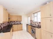 Rental! 2 bedroom bungalow for rent in Belmont View,...