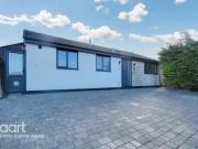Nice 2 bedroom bungalow for rent in Brockley Crescent,...