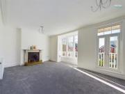 For Rent! 2 bedroom flat for rent in Carlisle Road,...