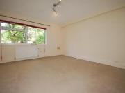 New 2 bedroom flat for rent in Silverwood Close,...