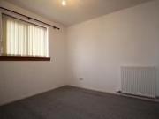 Cheap 2 bedroom flat for rent in Townhead Road,...