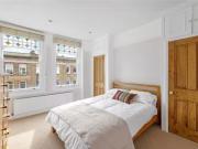 Unique 2 bedroom property to let in Abbeville Road, SW4...