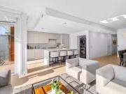 Just in! 2 BR 206 1331 Marine Drive, West Vancouver, BC,...