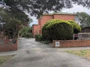 Cozy 2 BR 27/13 Hopetoun Avenue, Brunswick West, VIC 3055