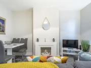 Just in! 2 BR Hamill Street