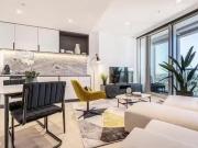 Cheap 2 BR Little Lonsdale Street