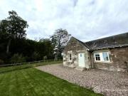 New 2 BR Property to rent in 2 Mains of Panmure...