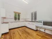 Just in! 2 Chelmsford Avenue, Ipswich, QLD 4305