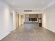 Just in! 307/6 Galloway Street, MASCOT Apartment for...