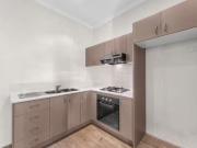 Cheap 3/88 Gladstone Road, HIGHGATE HILL Apartment for...