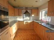 Rental! 3 bedroom terraced house for rent in Downham...