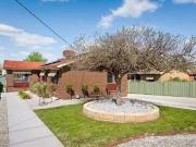 Cheap 3 BR 128 Melrose Drive, Wodonga, VIC 3690