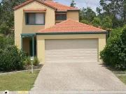 Cozy 3 BR 174 Greenacre Drive, Arundel, QLD 4214