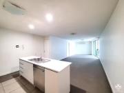 Deal! 3 BR L0509/92 100 Quay Street, Brisbane City, QLD 4000