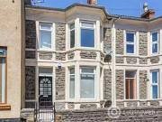 Unique 3 BR Property to rent in Hayward Road, Lawrence...