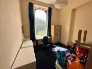 Cheap 4 bedroom flat for rent in Tyndall's Park...