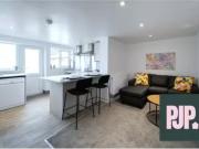 New 4 bedroom house share for rent in Lydney Road,...