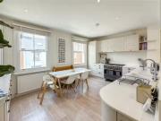 Cozy 4 bedroom terraced house for rent in Riverside...