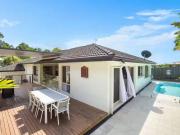 Cozy 4 BR 34 Wyangan Valley Way, Mudgeeraba, QLD 4213 House.
